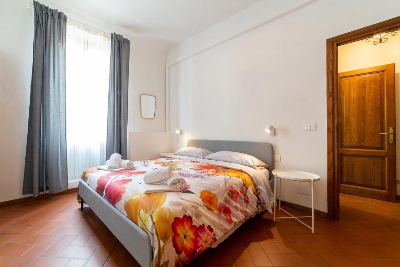 110 Sqm Apartment 6 Sleeps In Santa Croce Florens Exteriör bild