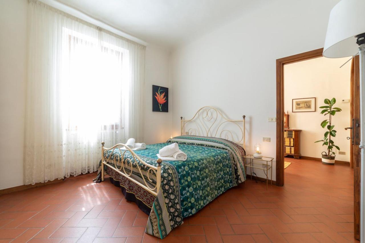 110 Sqm Apartment 6 Sleeps In Santa Croce Florens Exteriör bild