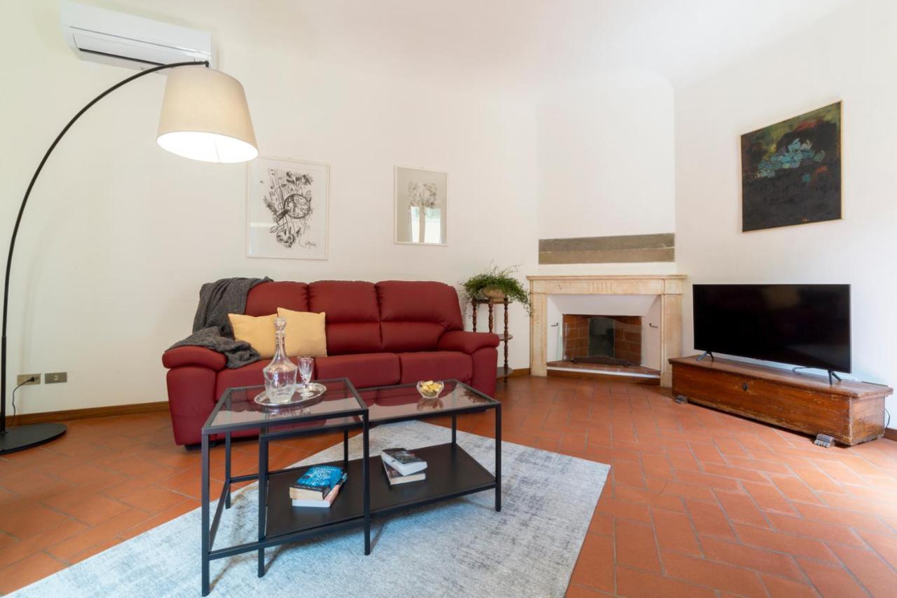 110 Sqm Apartment 6 Sleeps In Santa Croce Florens Exteriör bild
