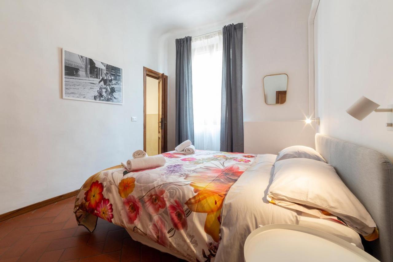 110 Sqm Apartment 6 Sleeps In Santa Croce Florens Exteriör bild